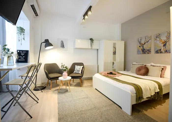 Bucharest's Historic Center - Cozy On Smardan Street Apartament *